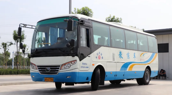 【濟(jì)寧大運(yùn)河駕校】“放管服”新舉措：小型汽車駕駛證申請(qǐng)年齡上限不再限制！(圖3)