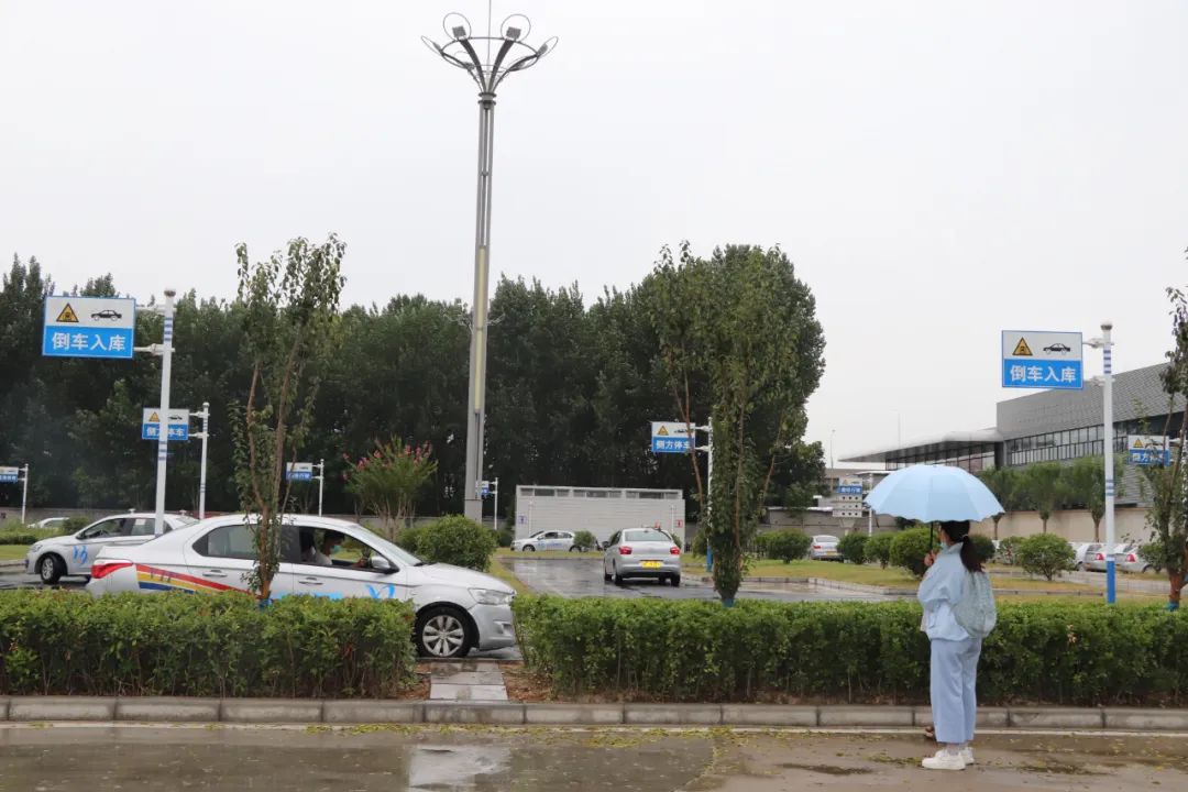 【濟寧大運河駕校】秋雨涼風至，暑氣逐漸止，學車正當時！(圖2)