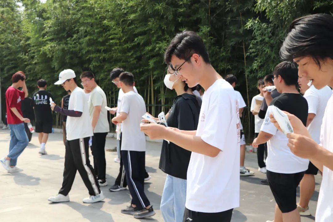 【濟(jì)寧大運(yùn)河駕?！垦籽紫娜账颓鍥?，用心服務(wù)沁人心！(圖7)