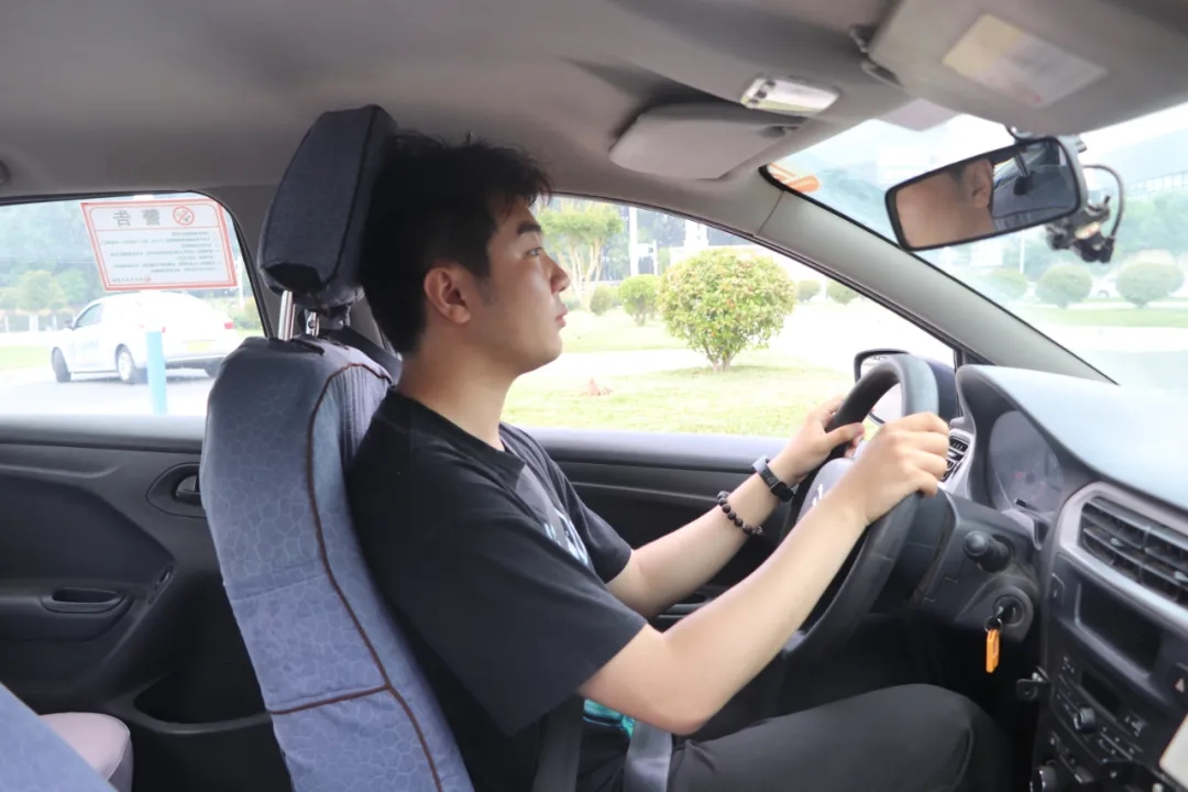【濟(jì)寧大運(yùn)河駕?！俊暗谑粚脤W(xué)車夏令營”招生火熱進(jìn)行中~(圖3)