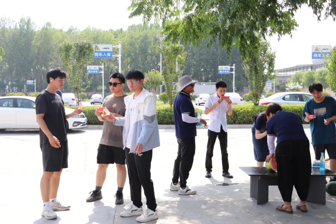 【濟(jì)寧大運(yùn)河駕?！肯娜账颓鍥?，樂(lè)享暑期學(xué)車之旅(圖1)