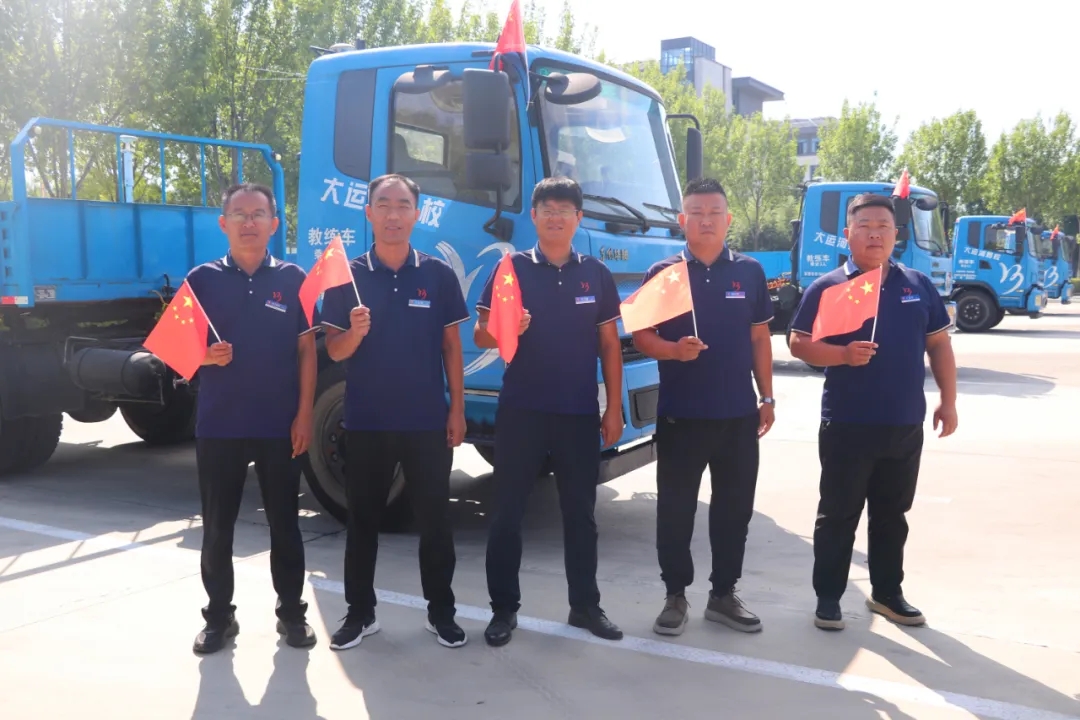 金秋十月迎國(guó)慶，“全車型”報(bào)名鉅惠活動(dòng)震撼開啟！(圖2)